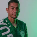 com-apenas-quatro-jogos,-volante-ralf-ex-vila-rescinde-com-o-guarani