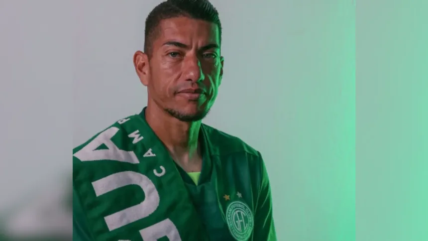 com-apenas-quatro-jogos,-volante-ralf-ex-vila-rescinde-com-o-guarani