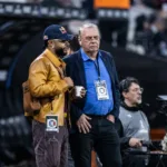 corinthians-atrasa-envio-de-contrato,-e-memphis-segue-a-espera-para-retornar-ao-brasil-–-ge