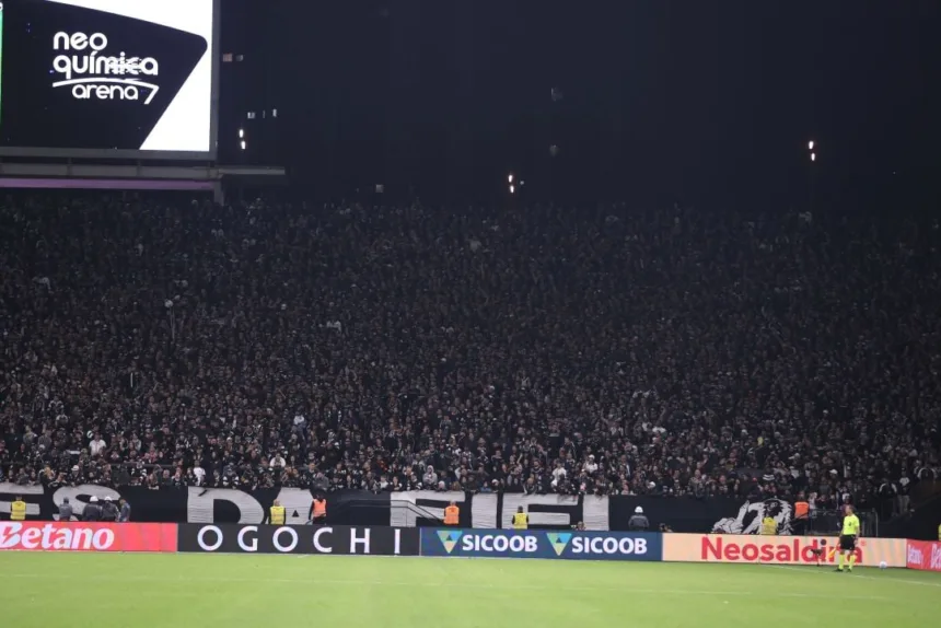 Corinthians x Athletico-PR: onde assistir ao vivo, horário e escalações no Brasileirão 1 Queda de helicóptero na Arábia Saudita deixa 14 mortos