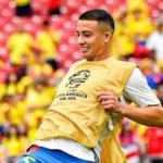 vasco-avanca-em-negociacao-com-o-river-plate-para-contratar-o-volante-kevin-castano