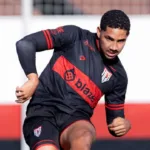 leo-jaco-recebe-proposta-do-futebol-portugues-e-esta-de-saida-do-atletico