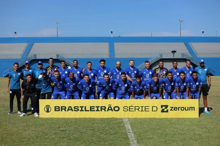 Em reta decisiva, Goiatuba sofre com salários atrasados em meio a impasse com a Prefeitura 1 Batman procurado pela polícia após amarrar suspeitos