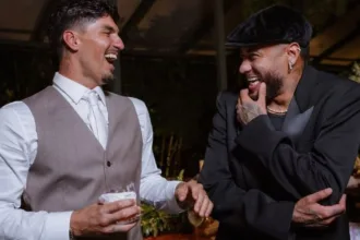Neymar com look inadequado no casamento de Gabriel Medina