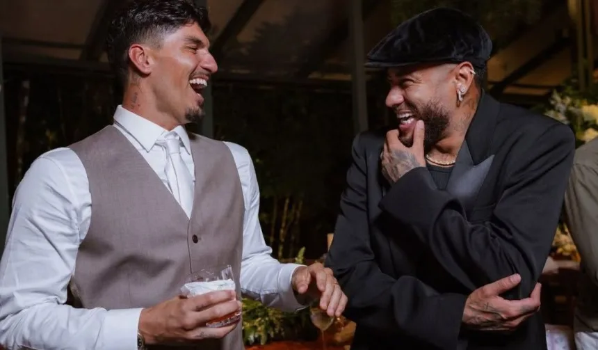 Neymar com look inadequado no casamento de Gabriel Medina