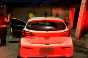 Mulher atropela crianças em frente a casa em Goiânia