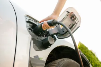 ICMS recarga de carros elétricos em Goiás