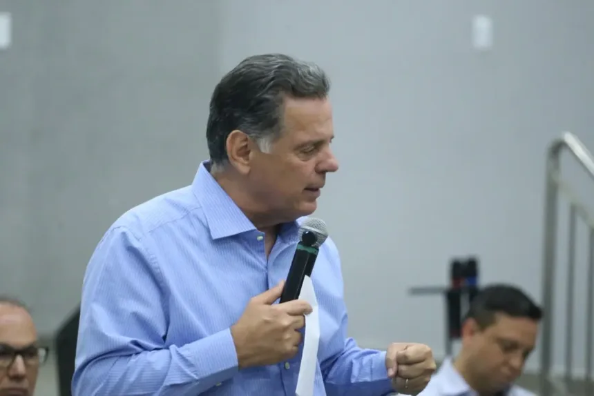 Marconi Perillo em Goiás destacando obras e legado