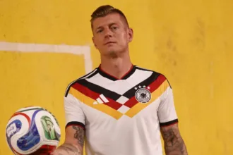 Kroos critica a falta de jogadores de classe mundial na Alemanha