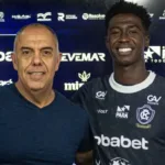 Atacante Atlético em ação após contratação