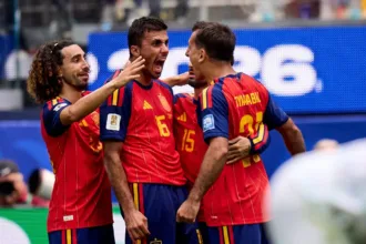 Jogadores da Espanha comemoram vitória na Copa do Mundo
