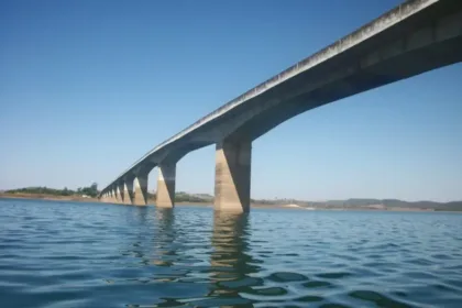 Interdição da ponte entre Goiás e Minas para obras
