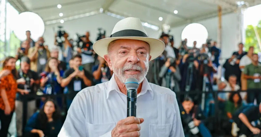 Lula critica Bolsonaro em discurso sobre soberania nacional
