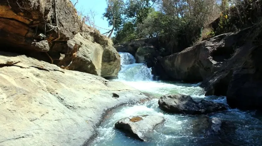 Cidades perto de Trindade durante a Romaria