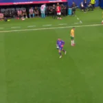Austrália troca goleiro para pênaltis contra Egito