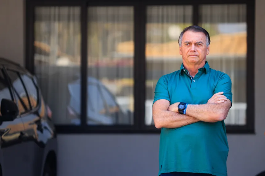Armas de Bolsonaro exigidas por Moraes
