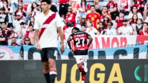 Amistoso Flamengo River Plate termina empatado