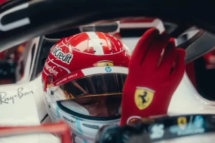 Vitória de Leclerc em Silverstone com Ferrari