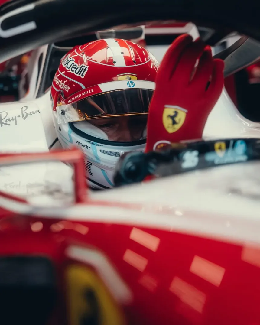Vitória de Leclerc em Silverstone com Ferrari
