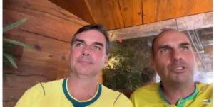 Flávio Bolsonaro em live sobre tarifaço nos EUA
