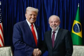 Governo Lula em reunião para barrar tarifaço dos EUA