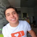 Humorista Seu Waldemar solto após pagamento de pensão