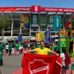 Despedida de Neymar no estádio com torcedores emocionados