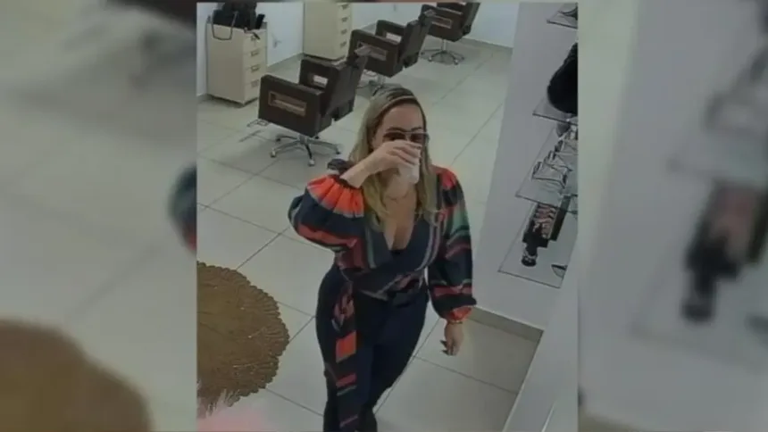 Falsa delegada presa por intimidar funcionárias de salão