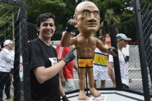 Corrida de rua fantasiada em Goiânia com prêmios para fantasias criativas