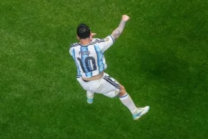 Argentina elimina Egito em virada histórica na Copa do Mundo