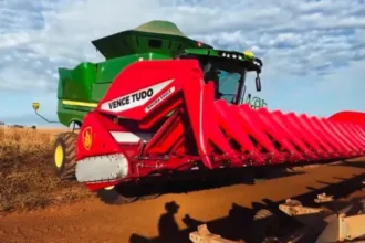 Plataforma agrícola furtada em Iporá
