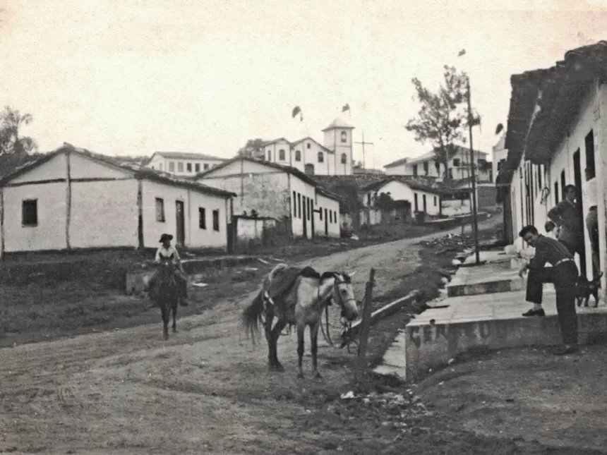 Corumbá de Goiás faz 296 anos, mas tem duas datas de aniversário; entenda 1 Aniversário de Corumbá de Goiás com 296 anos de história