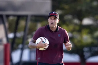 Roger Silva estreia no Atlético-GO contra Fortaleza