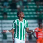 Vila Nova Série B contra Juventude no estádio Alfredo Jaconi