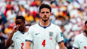 Declan Rice em ação pela seleção da Inglaterra