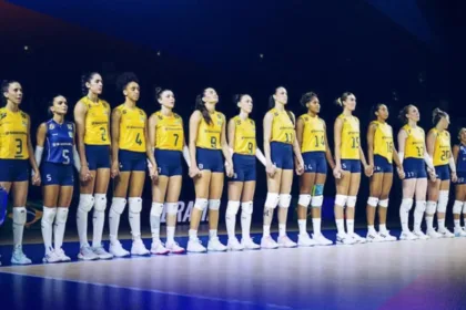 Seleção feminina de vôlei vence e se classifica na VNL