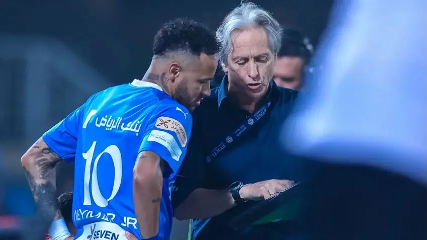 Jorge Jesus relembra conversa com Neymar: ‘você acabou’ 1 Jorge Jesus e Neymar em conversa no Al-Hilal