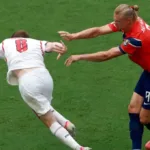 Gol anulado de Haaland em partida da Noruega