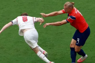 Gol anulado de Haaland em partida da Noruega