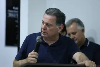Marconi Perillo discute regulação de pacientes em Goiás