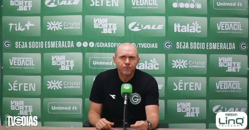 Mozart comenta sobre empate do Goiás contra o CRB