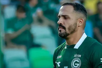 Anselmo Ramon jogando pelo Goiás