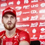 Breno Bora apresentado no Vila Nova