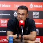 Novo meia-atacante do Atlético Gustavo Maia em ação