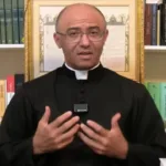 Padre brasileiro excomungado desafia Vaticano