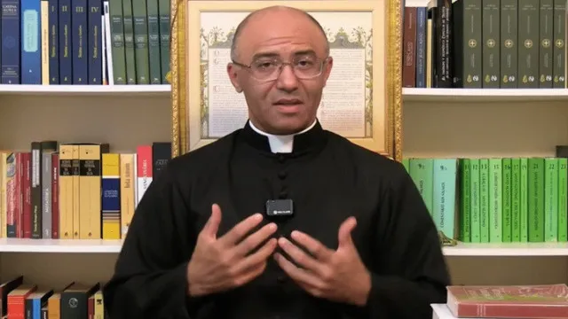 Quem é o padre brasileiro que desafia Vaticano e se rebelou após excomunhão 1 Padre brasileiro excomungado desafia Vaticano