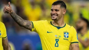 Bruno Guimarães contratado pelo Arsenal por R$ 550 milhões