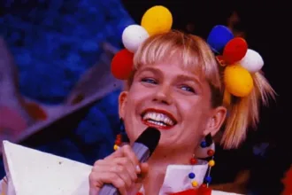 Xuxa posou nua em ensaio sensual