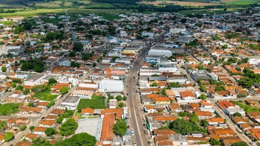 Transformação de vigias em guardas municipais em Indiara