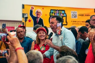 Luís César Bueno lidera campanha do PT em Goiás
